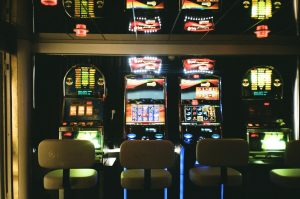 How to Stay Safe While Playing Online Slot Games